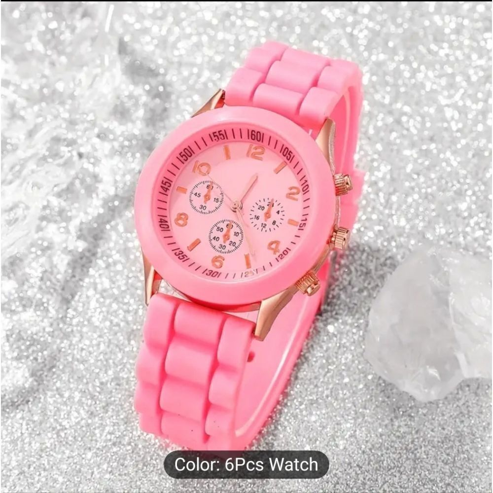 Casual three-eyed Roman scale dial quarts watch set Of 4 - Picture 4 of 5